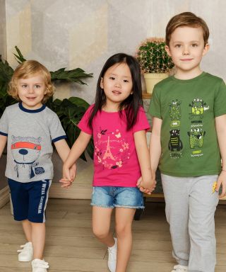 Stylové a pohodlné dětské oblečení Winkiki 👕✨ z příjemných, prodyšných materiálů šetrných k dětské pokožce 👶💛 Nakupuj na...